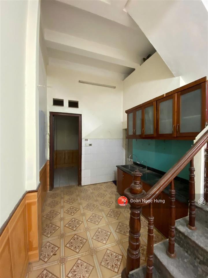 Cho thuê nhà riêng vũ trọng khánh, mỗ lao dt 60m, 3 tầng 1 tum, đồ cơ bản, phù hợp mọi mô hình 14tr