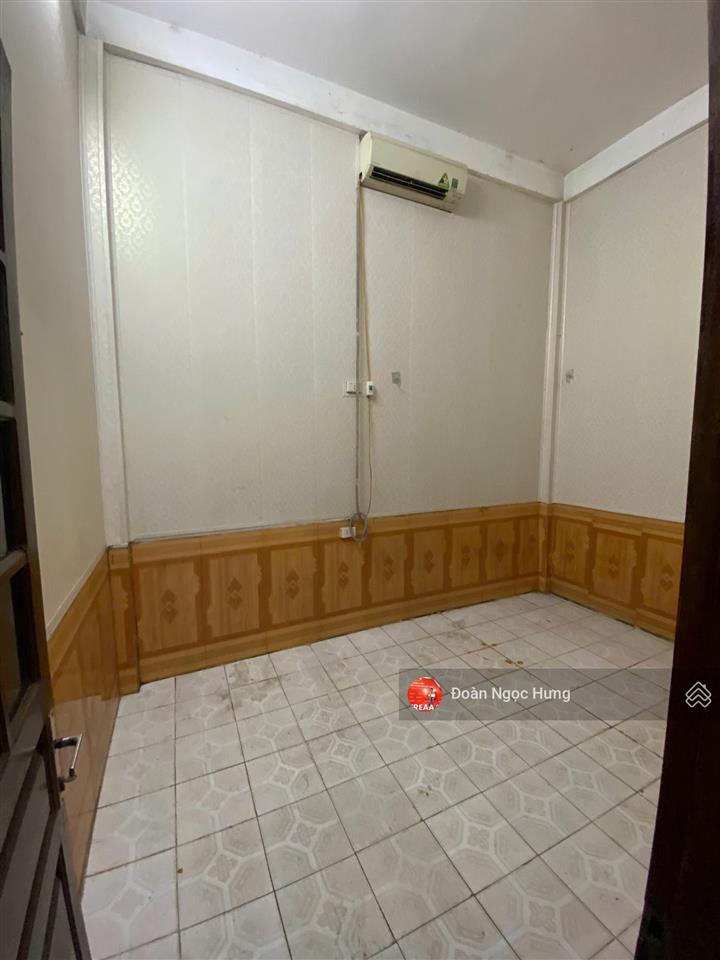 Cho thuê nhà riêng vũ trọng khánh, mỗ lao dt 60m, 3 tầng 1 tum, đồ cơ bản, phù hợp mọi mô hình 14tr