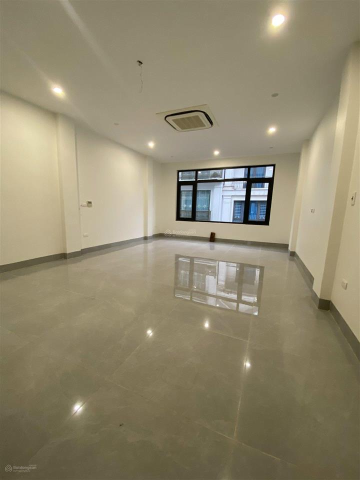 Cho thuê nhà him lam vạn phúc, hđ. dt 50m2, 7 tầng, mặt tiền 5m, nhà mới 100%, thông sàn, 25tr/th
