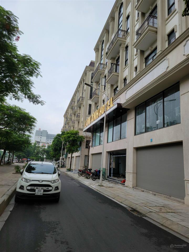 Cho thuê nhà him lam vạn phúc, hđ. dt 50m2, 7 tầng, mặt tiền 5m, nhà mới 100%, thông sàn, 25tr/th