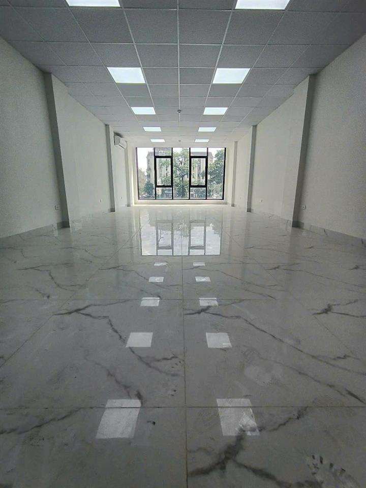 Cho thuê nhà mặt phố tại vạn phúc. dt 85m2, 5 tầng 1 hầm, giá tốt khu vực, chỉ 60tr/tháng