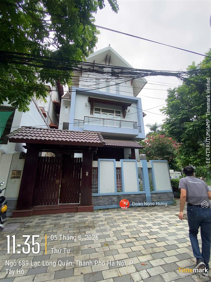 Cho thuê biệt thự lạc long quân, kđt vườn đào, tây hồ. dt 250m2, 3 tầng 1 hầm 1 tum, full đồ, 125tr