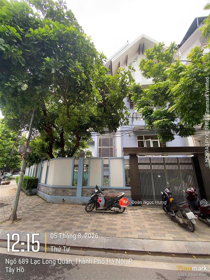 Cho thuê biệt thự lạc long quân, kđt vườn đào, tây hồ. dt 250m2, 3 tầng 1 hầm 1 tum, full đồ, 125tr