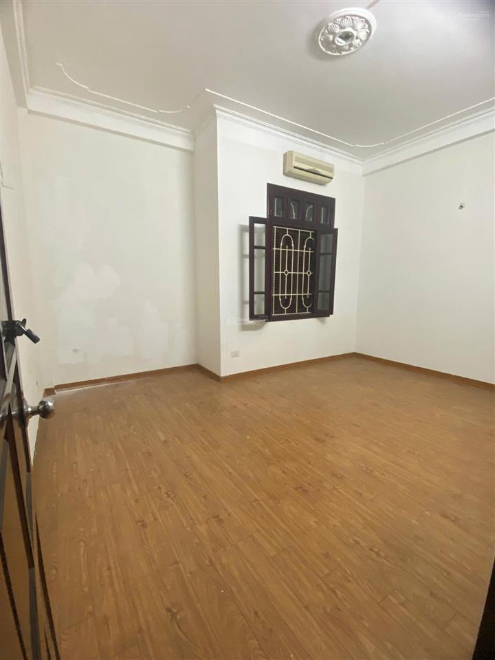 Cho thuê nhà riêng ngụy như kon tum, cạnh ngã tư nguyễn tuân, dt 55m, 5 tầng, nhà đẹp giá chỉ 25tr