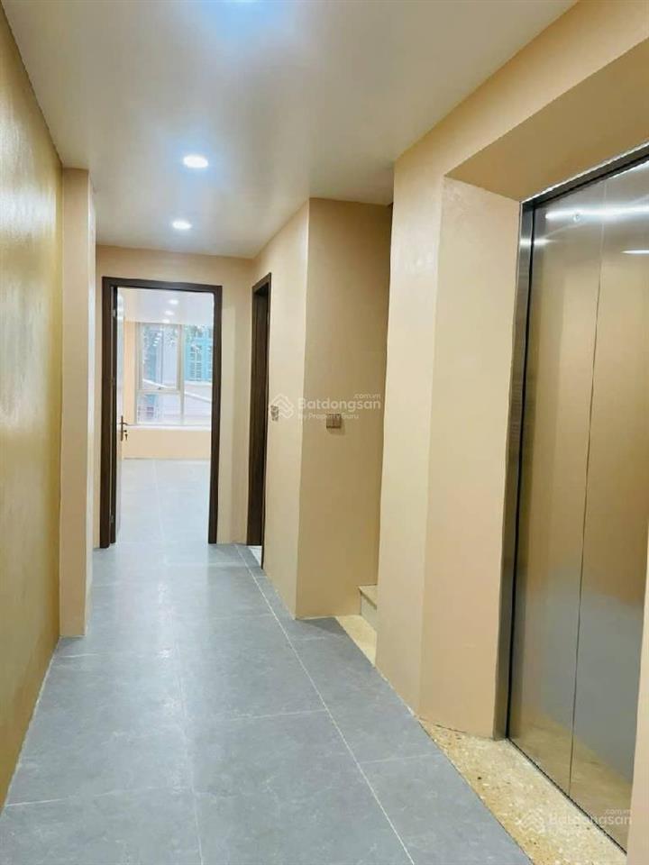 Ba đình nhà phân lô láng hạ khu vực hiếm nhà bán vỉa hè ô tô tránh vào nhà  thiết kế các tầng