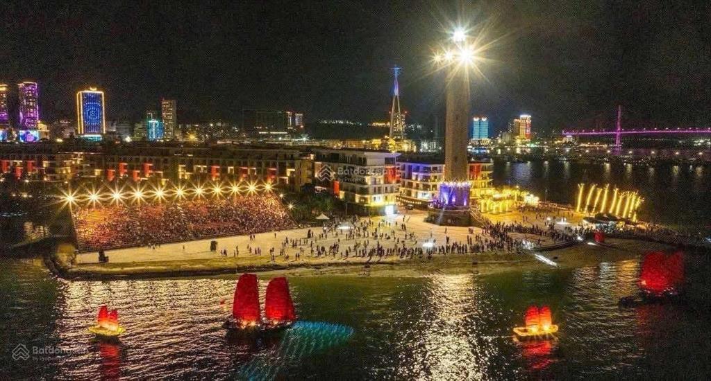 Sun porto hạ long. căn góc view cảng tàu 190m2. thiết kế 20 phòng. vị trí đắc địa, dòng khách sẵn