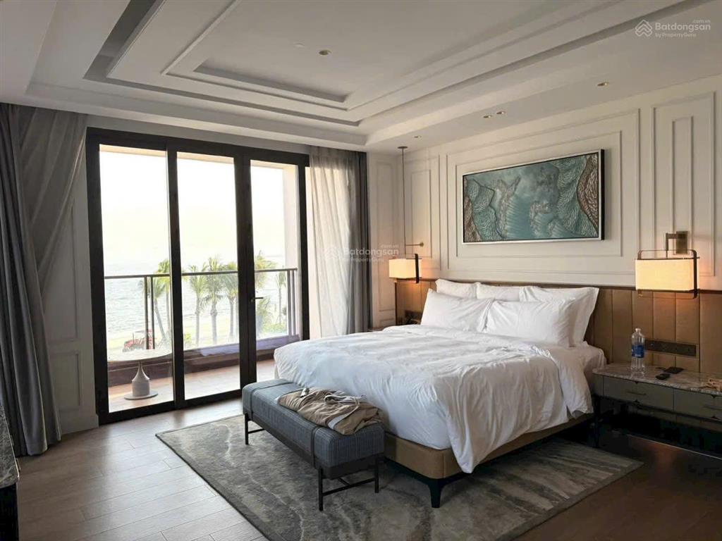 Biệt thự biển intercon hạ long. thu nhập cam kết 4,2 tỷ/năm. sổ đỏ trao tay