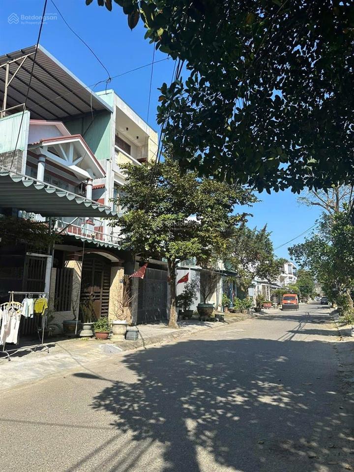 Cần bán lô đất mặt tiền đường nguyễn khoa chiêm , phường hoà phát , quận cẩm lệ , tp đà nẵng .