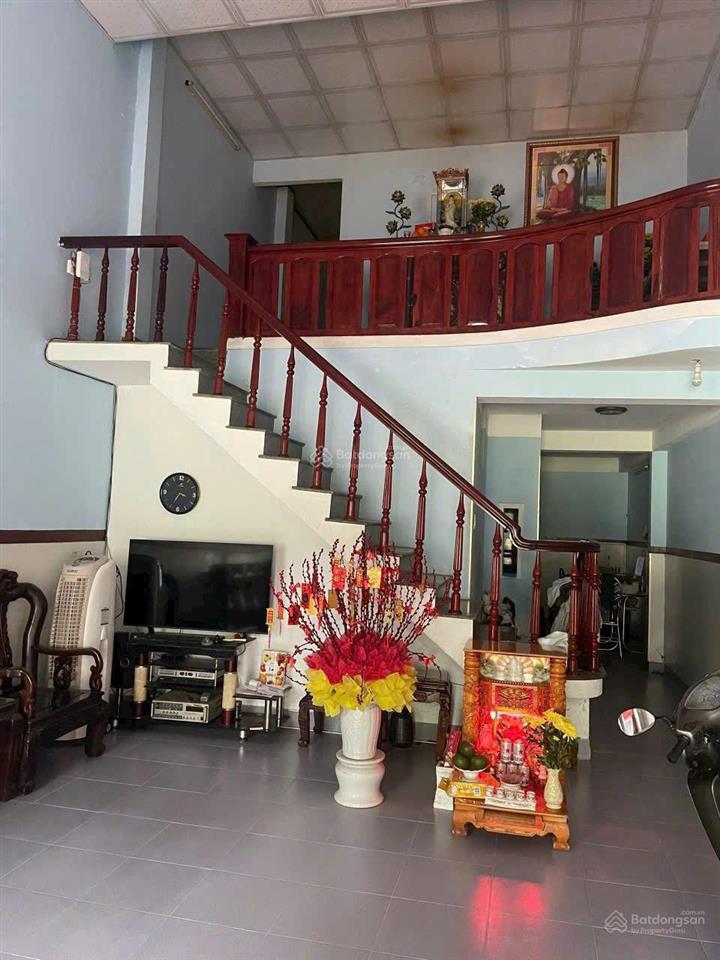 Bán nhà c4 đẹp đối diện công viên đường trần kim bảng, khuê trung, cẩm lệ