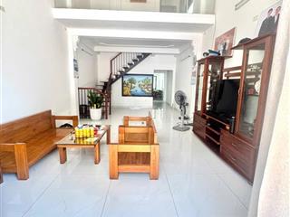 Bán nhà cấp 4 đường 7m5 hoàng dư khương  sát công viên xuân thủy