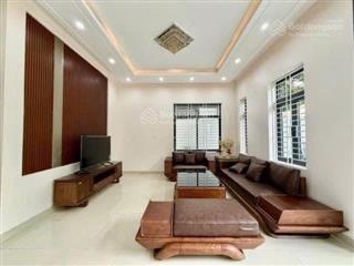 Cho thuê biệt thự sân vườn đường 7m5 nguyễn thị sáu, hoà xuân, đà nẵng.