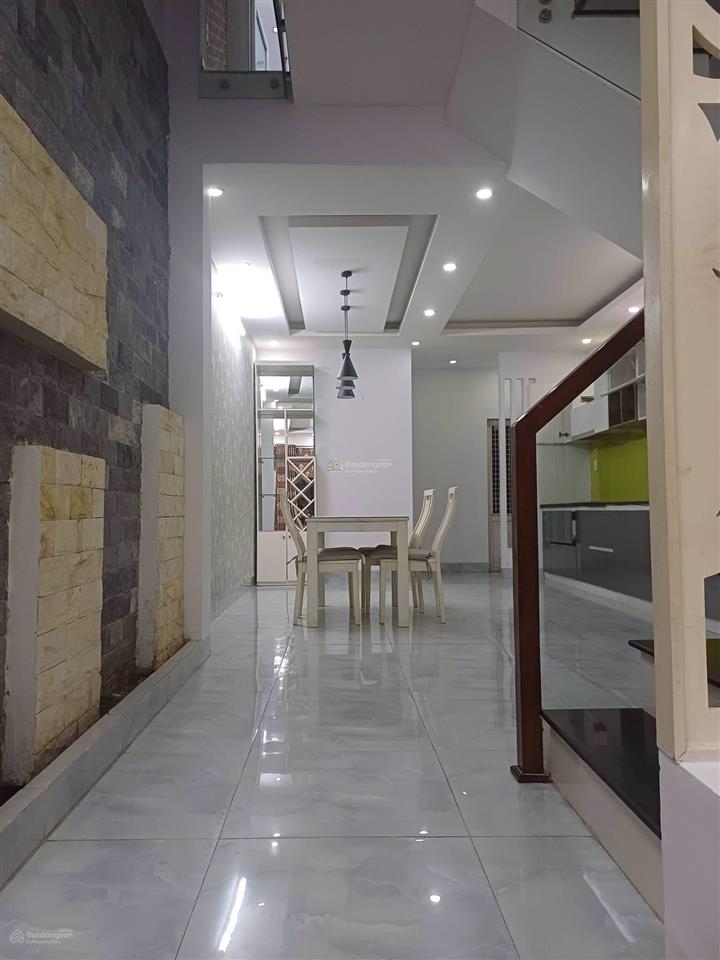 Cho thuê nhà 3 tầng mt vũ trọng phụnghải châu