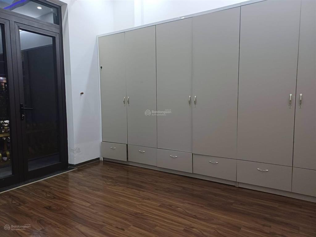 Cho thuê nhà 3 tầng mt vũ trọng phụnghải châu