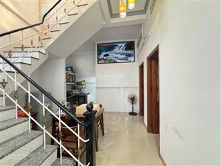 Cần bán gấp nhà 2 mặt tiền kiệt ô tô núi thànhhòa cường nam mặt tiền 11m  rất hiếm