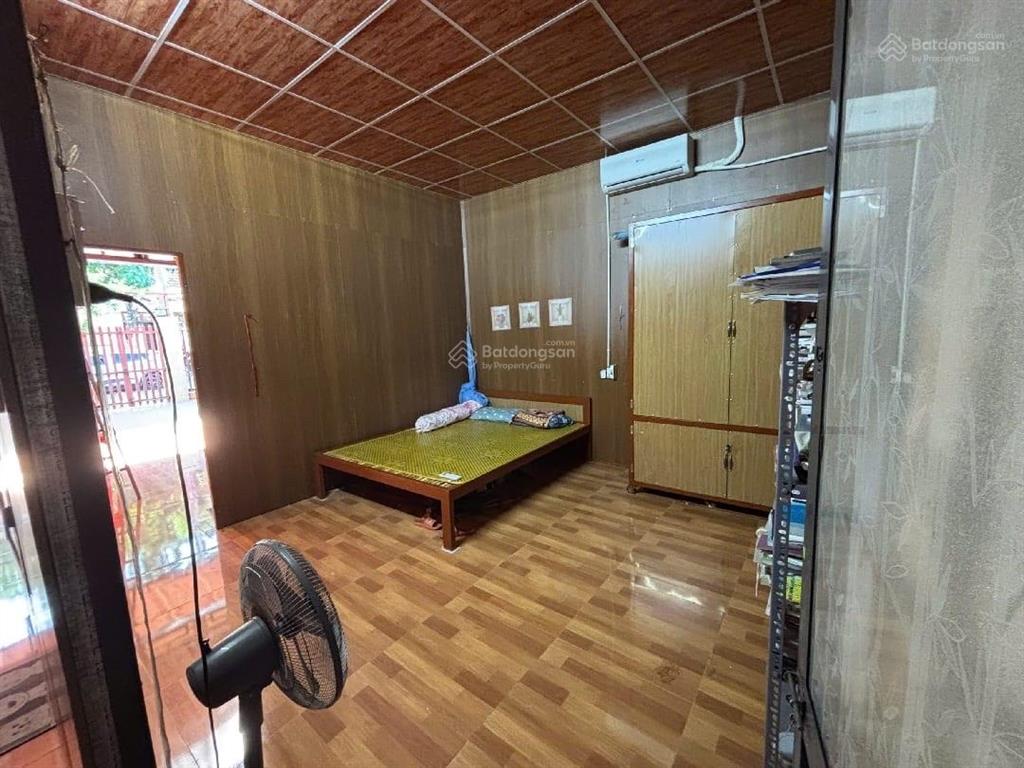 4,9 tỷ 100 m đất có sẵn nhà, gần biển tân trà & khu fpt