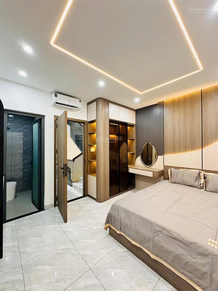Giảm sốc hơn 1 tỷ  căn góc đẹp  nhà mới xây  sổ sẵn  4 tầng  83m2 thổ cư! giá 6,4 tỷ!