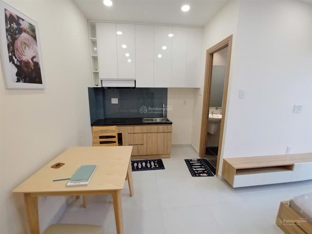 Trống lại chiếc phòng studio xinh xắn  view đẹp  ít chi phí
