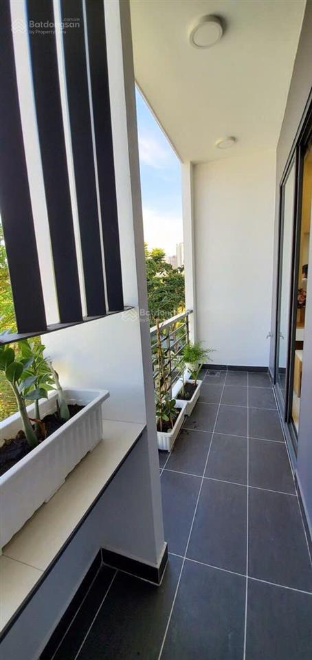 Trống lại chiếc phòng studio xinh xắn  view đẹp  ít chi phí