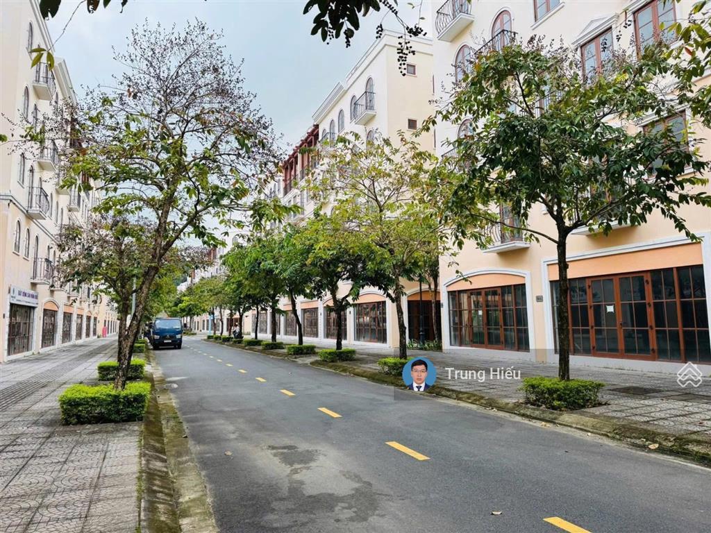 Cần chuyển nhượng lô liền kề dự án sun grand city new an thới  phú quốc