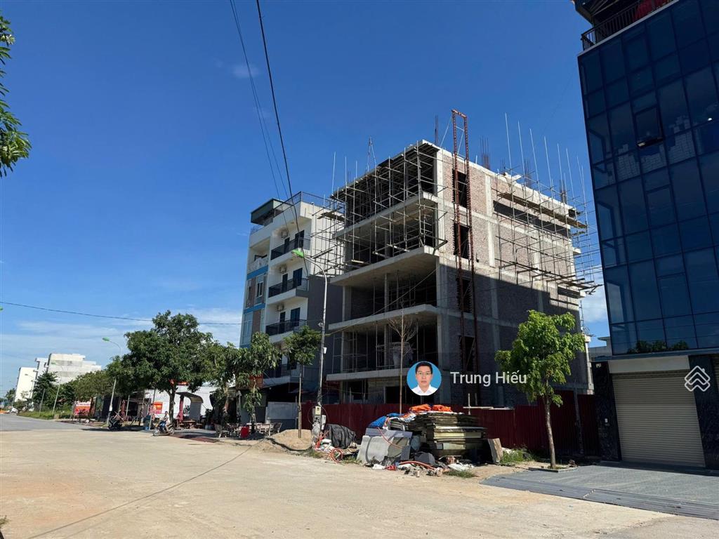 Cần bán liền kề cienco mê linh sổ đỏ diện tích 100m2 giá chỉ 60 triệu /m2 đất.