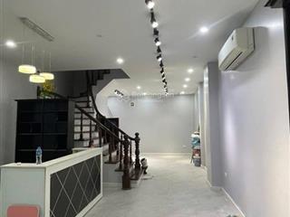 18 tỷ  pháo đài láng  60m x 5t x mt 5.5m  lô góc  kinh doanh  lõi trung tâm đống đa 