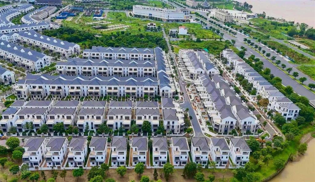 Deal hot cho nhà đầu tư, căn np 8x20 elite1, đường 14m giá bán 8,8 tỷ( bao hết),  0939 420 ***