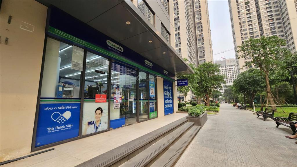 Quỹ căn shop chân đế chủ nhà cần bán gấp đang có dòng tiền cho thuê tốt