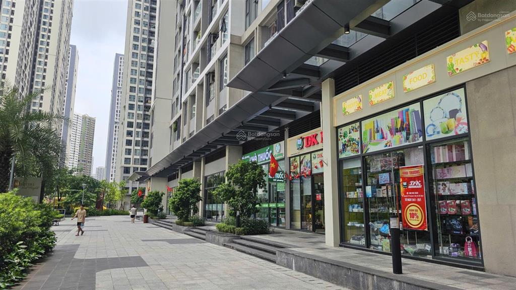 Shop 16 tỷ cho thuê 65tr. diện tích 65m2
