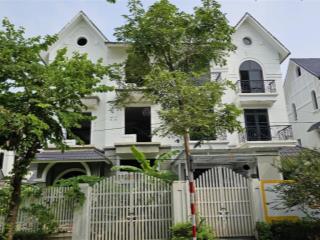 Biệt thự 240m2 cho thuê lâu dài. đã hoàn thiện