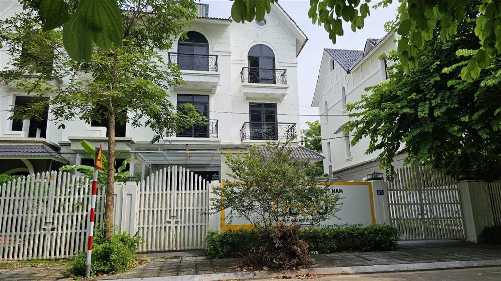 Biệt thự 240m2 cho thuê lâu dài. đã hoàn thiện