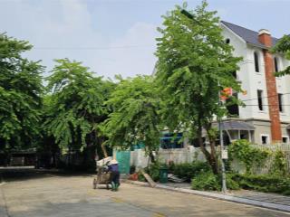 Bán shophouse geleximco  lê trọng tấn. dt 240m2