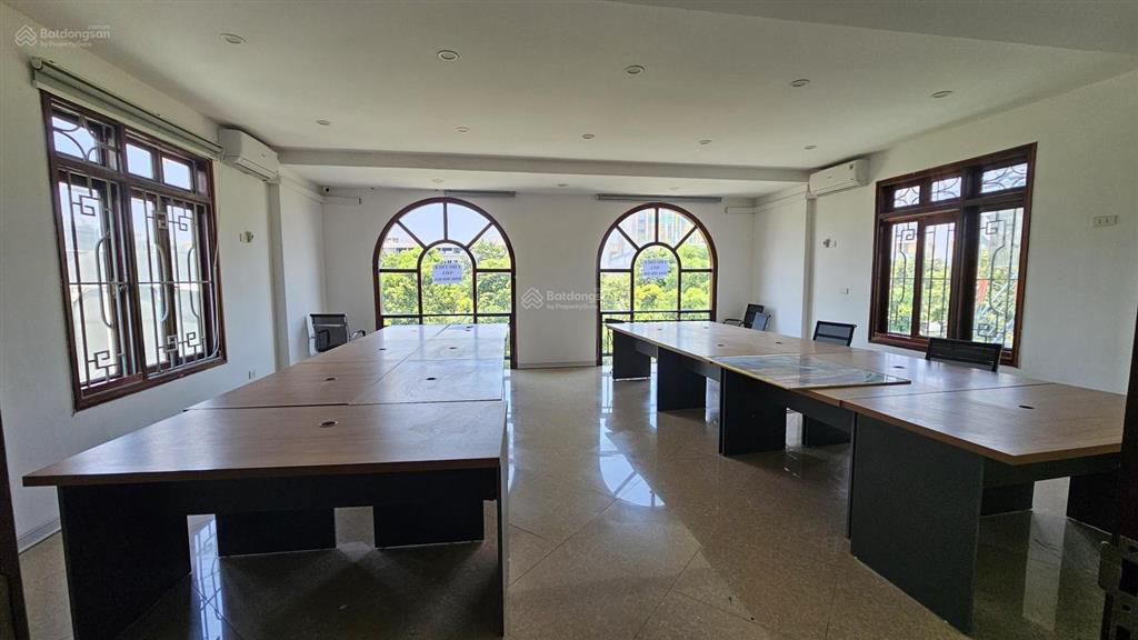 Cho thuê nhà phố. 70m2 cho thuê 60tr/th