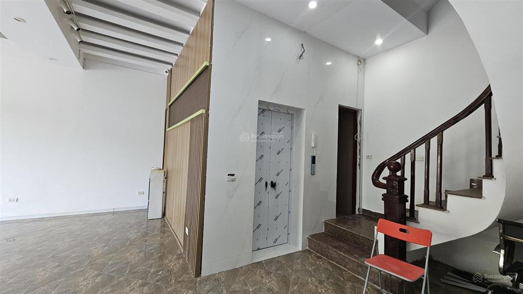 Cho thuê nhà phố. 70m2 cho thuê 60tr/th