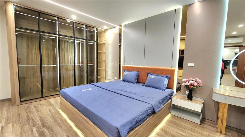 Chủ nhà gửi bán căn hộ 139m2 3 ngủ 2wc sky city 88 láng hạ full đồ cao cấp, căn góc 2 ban công