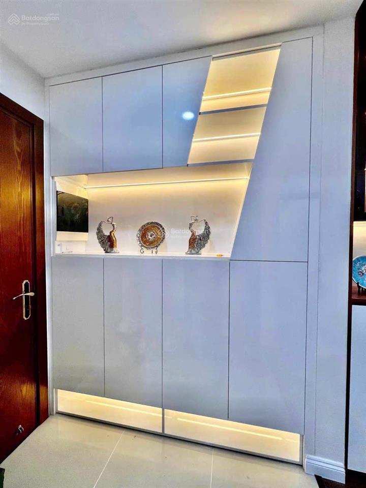 Chủ nhà gửi bán căn hộ 120m2 2 ngủ 2wc sky city 88 láng hạ full đồ cao cấp