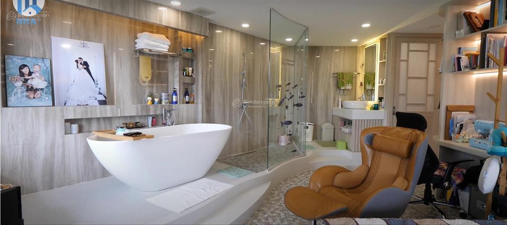 Chủ nhà tin tưởng gửi bán căn 171m2 4 ngủ 3wc dolphin plaza mỹ đình bao phí làm sổ xem nhà 24/7