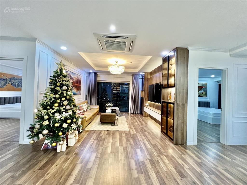 Chủ nhà gửi bán căn hộ five star số 2 kim giang 75m2 2 phòng ngủ 2 wc đủ đồ xem nhà 24/7