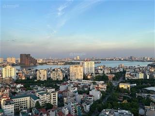 Chính chủ cần bán căn 03 102m2 3 ngủ 2wc toà centro view đn  đb trực diện hồ tây xem nhà 24/7