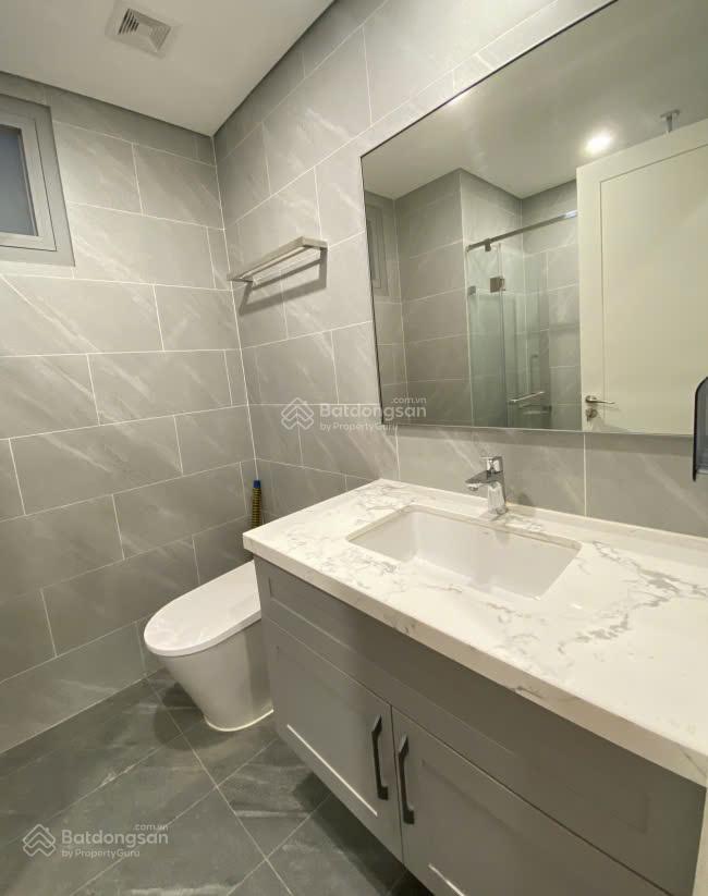 Chủ nhà gửi bán căn hộ green stars 67m2 2 phòng ngủ 2 wc rẻ nhất thị trường đủ đồ xem nhà 24/7