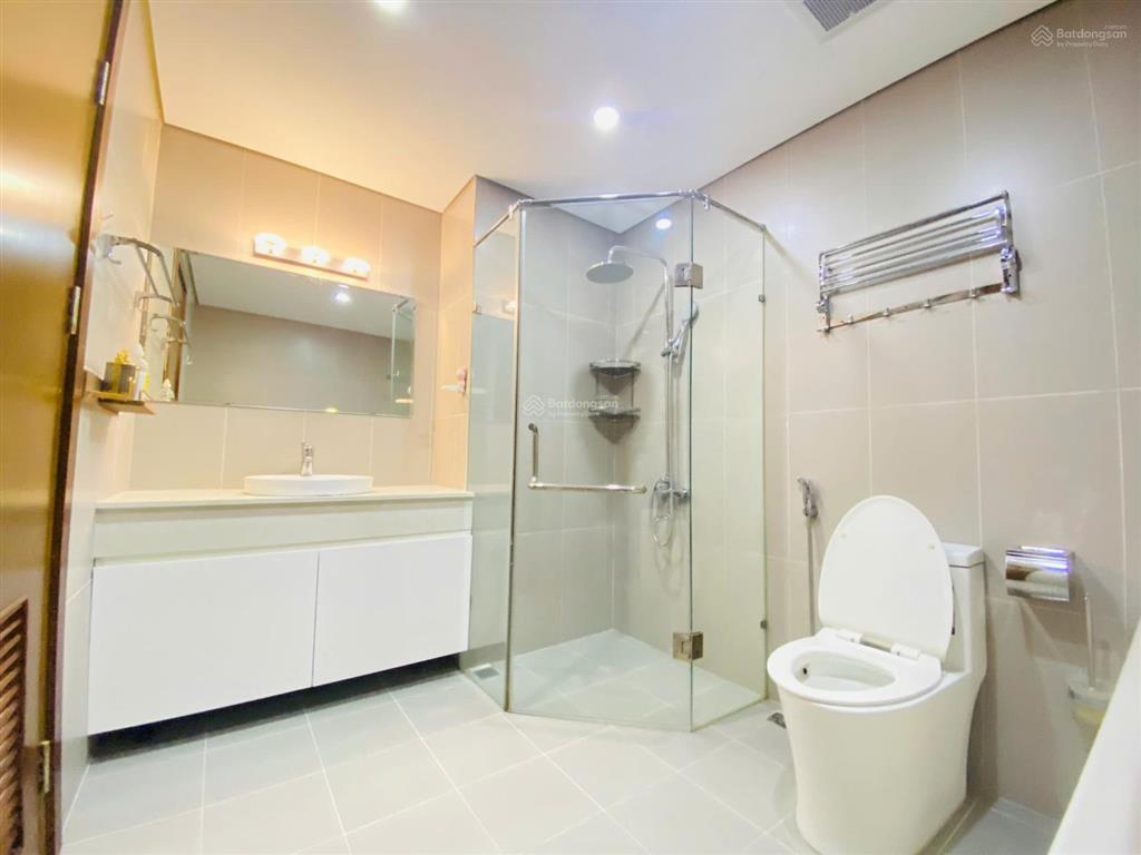 Chủ nhà gửi bán căn hộ 135m2 thông thuỷ 3 ngủ 2wc trung yên plaza, bao sang tên xem nhà 24/7