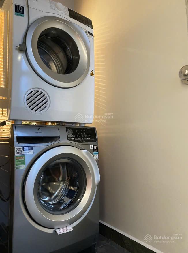 Chính chủ gửi bán chung cư golden park 2pn 2wc 85m2 view công viên full đồ + bao phí sang tên