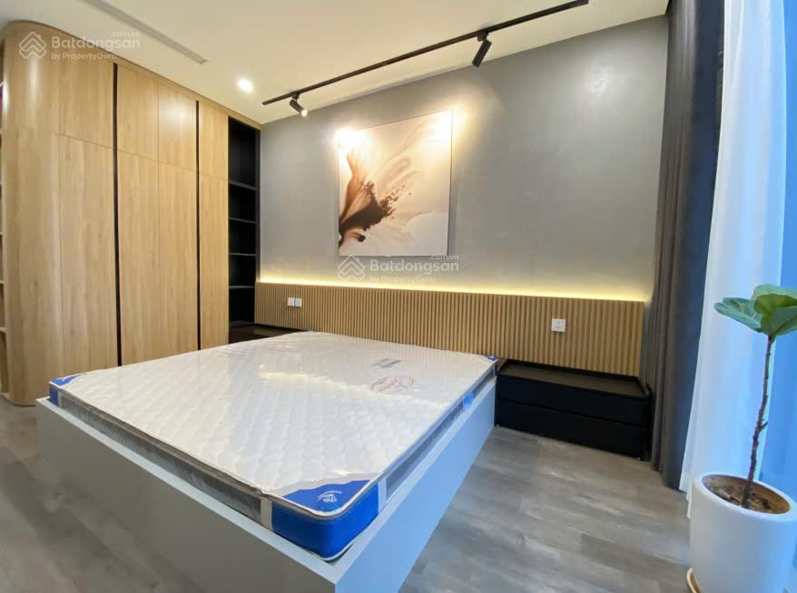 Chính chủ gửi bán chung cư golden park 2pn 2wc 85m2 view công viên full đồ + bao phí sang tên