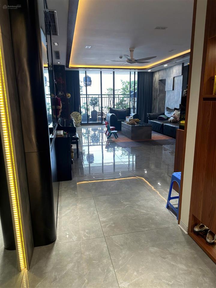 Chủ nhà gửi bán siêu phẩm penhouse az lâm viên complex 256m2 6ng 4vs căn góc trọn vẹn view đẹp