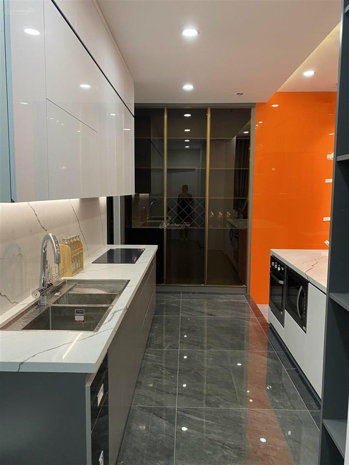 Chính chủ gửi bán căn nhà thô penhouse sky park 4 ngủ 3wc căn góc view trọn công viên, xem nhà 24/7