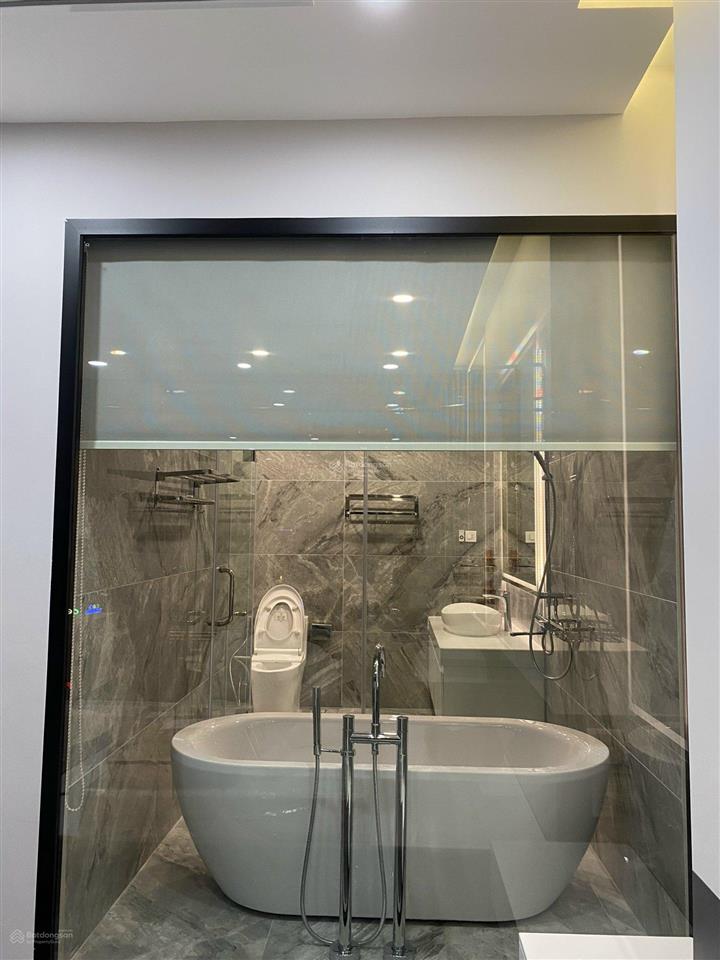 Chính chủ gửi bán căn nhà thô penhouse sky park 4 ngủ 3wc căn góc view trọn công viên, xem nhà 24/7