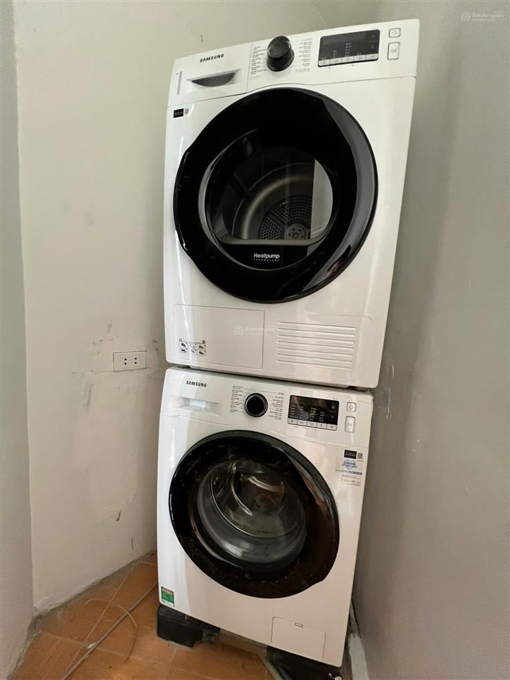 Chính chủ bán căn hộ 206m2 183 hạ đình 4 phòng ngủ 3 wc đồ mới 100%, bao sang tên xem nhà 24/24