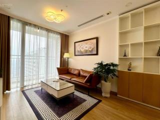 Chủ nhà gửi bán căn vinhomes metropolis 55.5m2 1 ngủ ban công đn view hồ giảng võ full đồ cao cấp