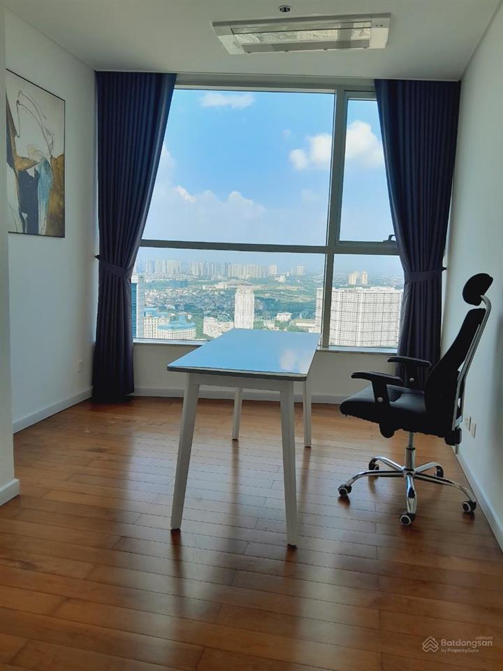 Chính chủ bán căn keangnam 158,4m2, 4 pn view hồ siêu mát, nội thất mới cao cấp xem nhà 24/7