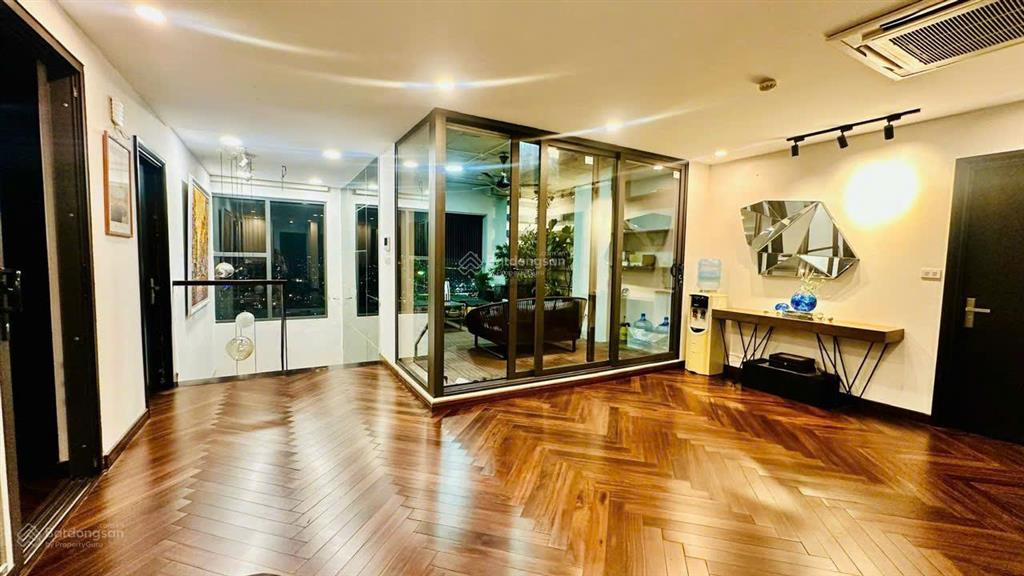 Chính chủ gửi bán căn duplex 335m2 5 ngủ 4 wc flc cầu giấy, nội thất 5 sao chủ làm tâm huyết