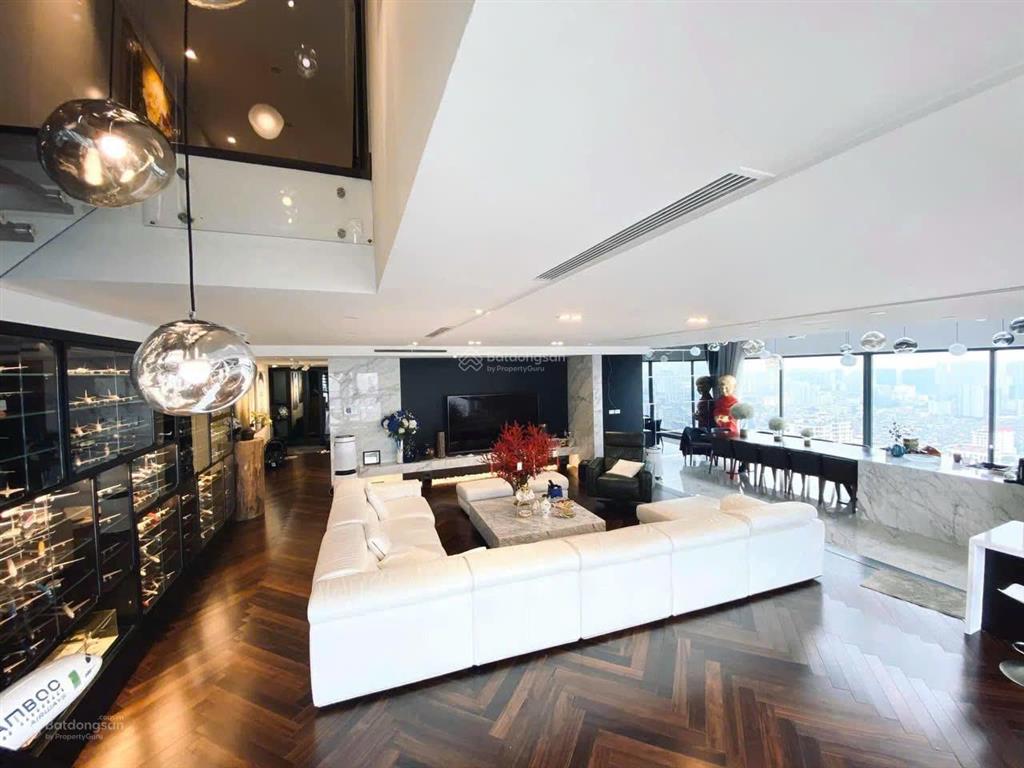 Chính chủ gửi bán căn duplex 335m2 5 ngủ 4 wc flc cầu giấy, nội thất 5 sao chủ làm tâm huyết